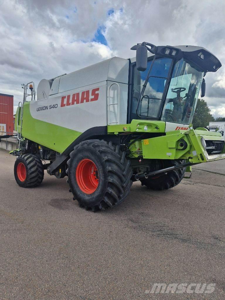 CLAAS Lexion 540 Зернозбиральні комбайни