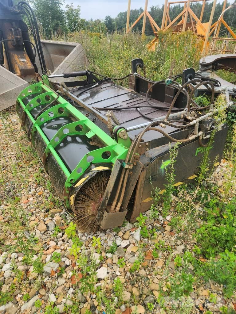 PMC SWB2500 Підмітальні машини