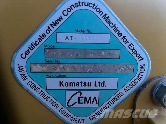 Komatsu D385 Гусеничні бульдозери
