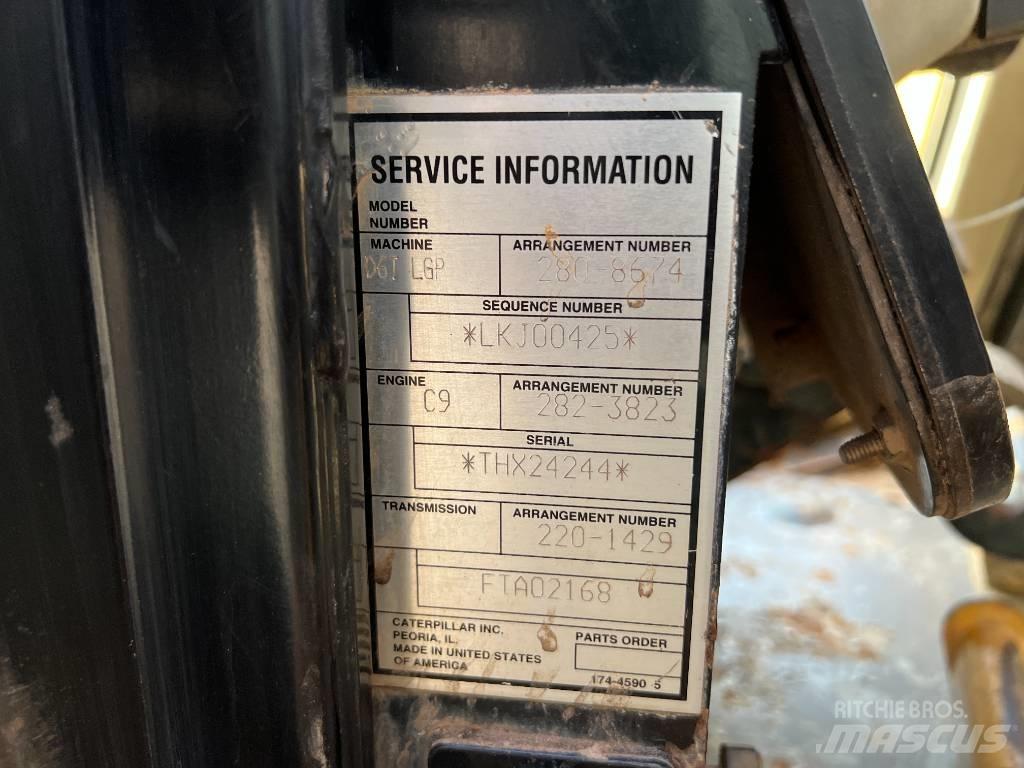 CAT D6T LGP Гусеничні бульдозери