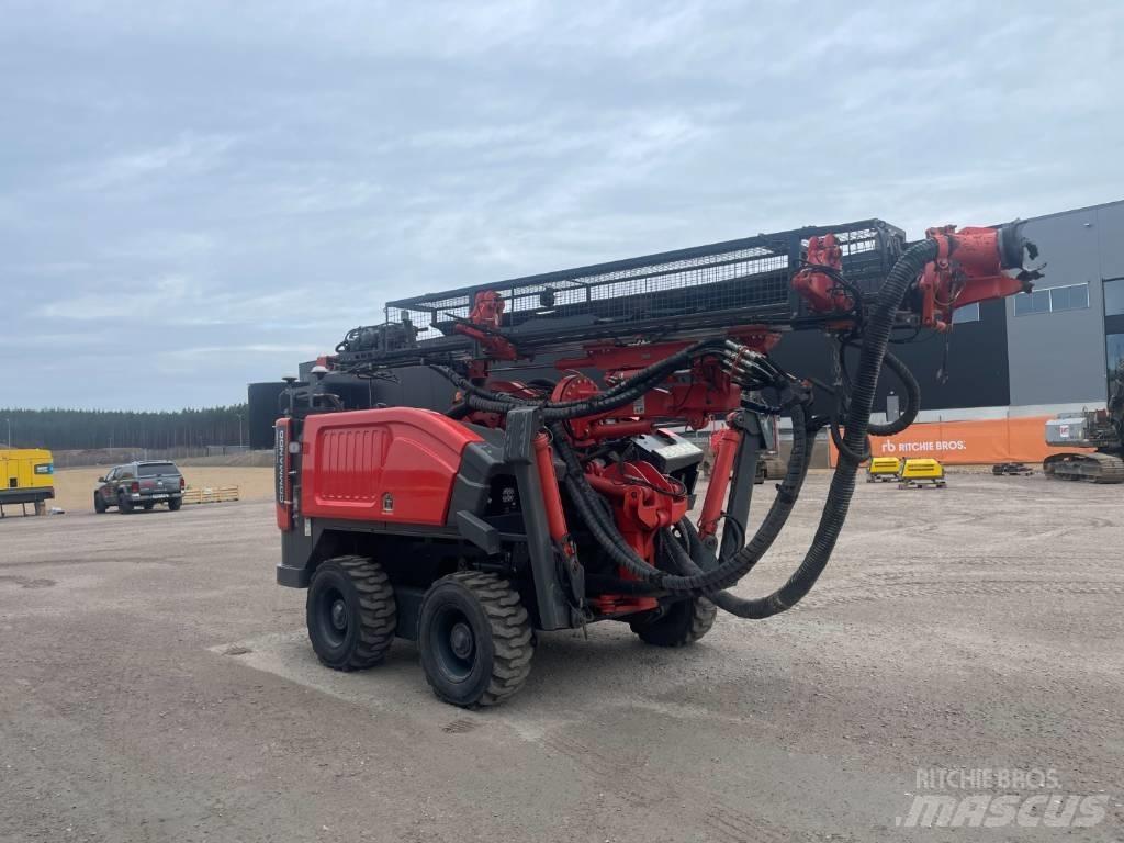 Sandvik DC300Ri Свердлильні установки