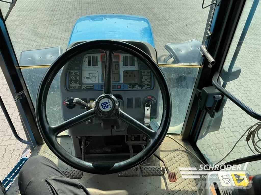 New Holland 8670 Трактори