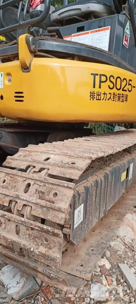 Komatsu PC35 Міні-екскаватори < 7т