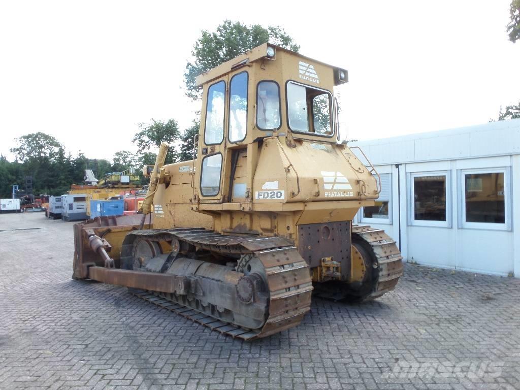 Fiat-Allis FD 20 Гусеничні бульдозери