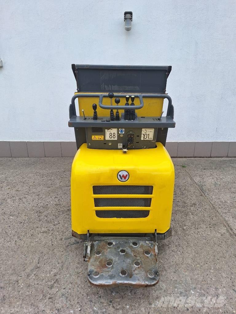 Wacker Neuson DT 12 Гусеничні самоскиди