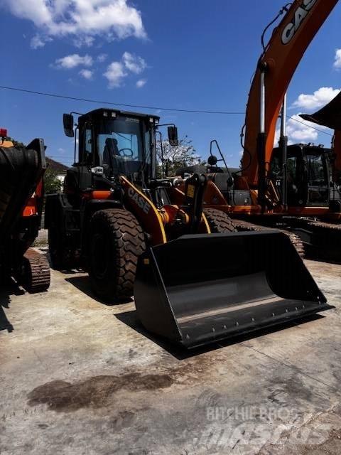CASE 621 G2 Фронтальні навантажувачі