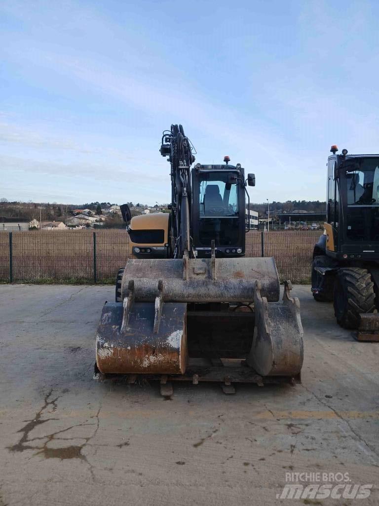 Mecalac 11MWR Колісні екскаватори