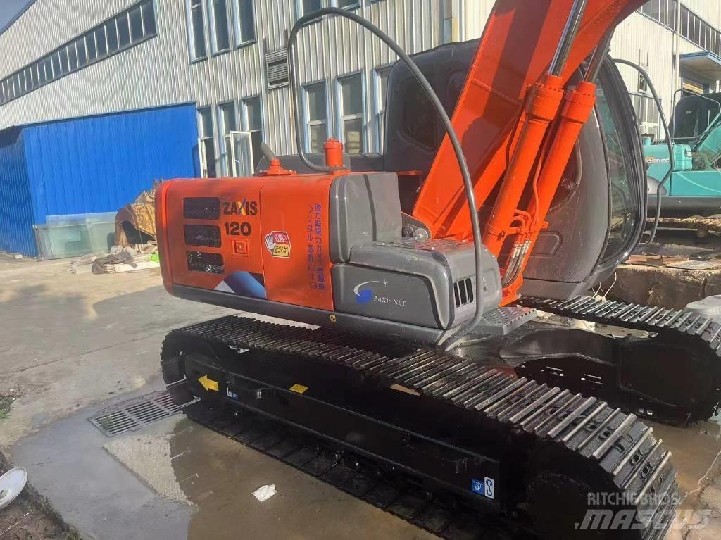 Hitachi ZX 120 Гусеничні екскаватори