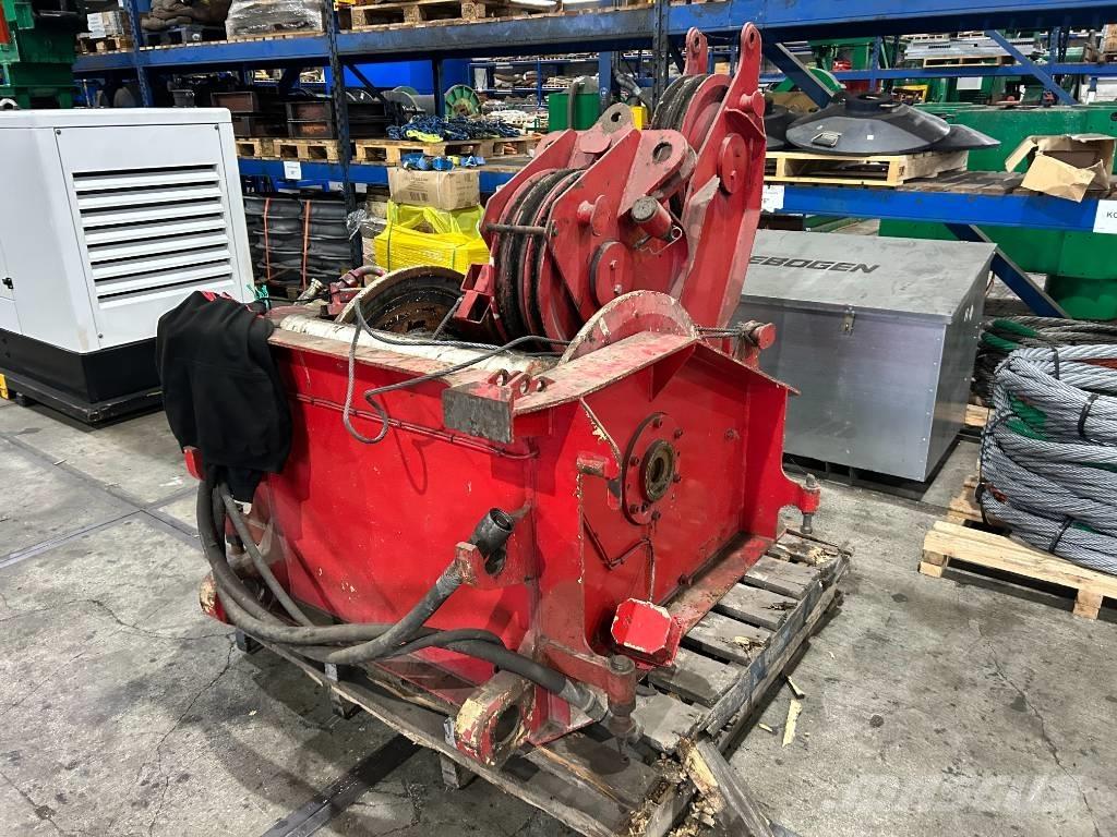 Grove GMK 6250 автокрани