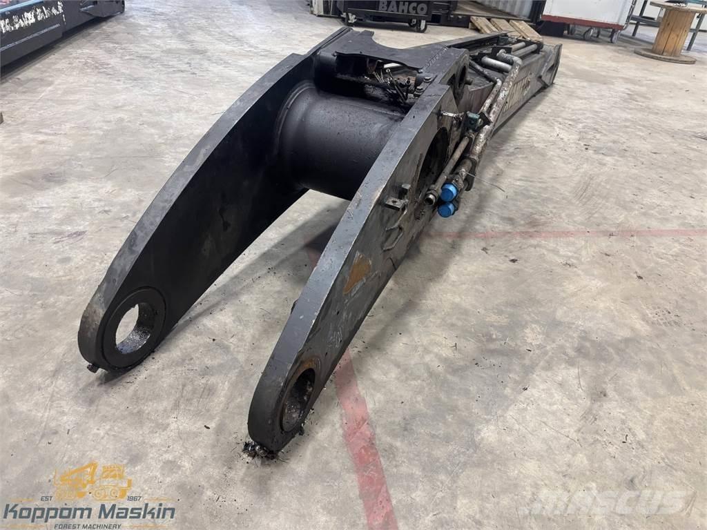 Komatsu 270H Крани лісозаготівельних машин