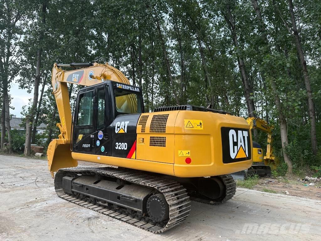 CAT 320D Гусеничні екскаватори