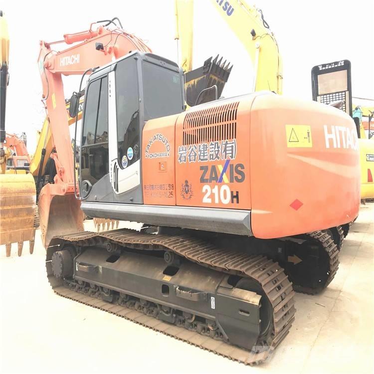 Hitachi zx210 Гусеничні екскаватори