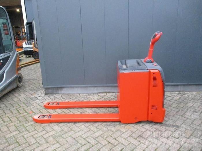Linde T30 Штабелери