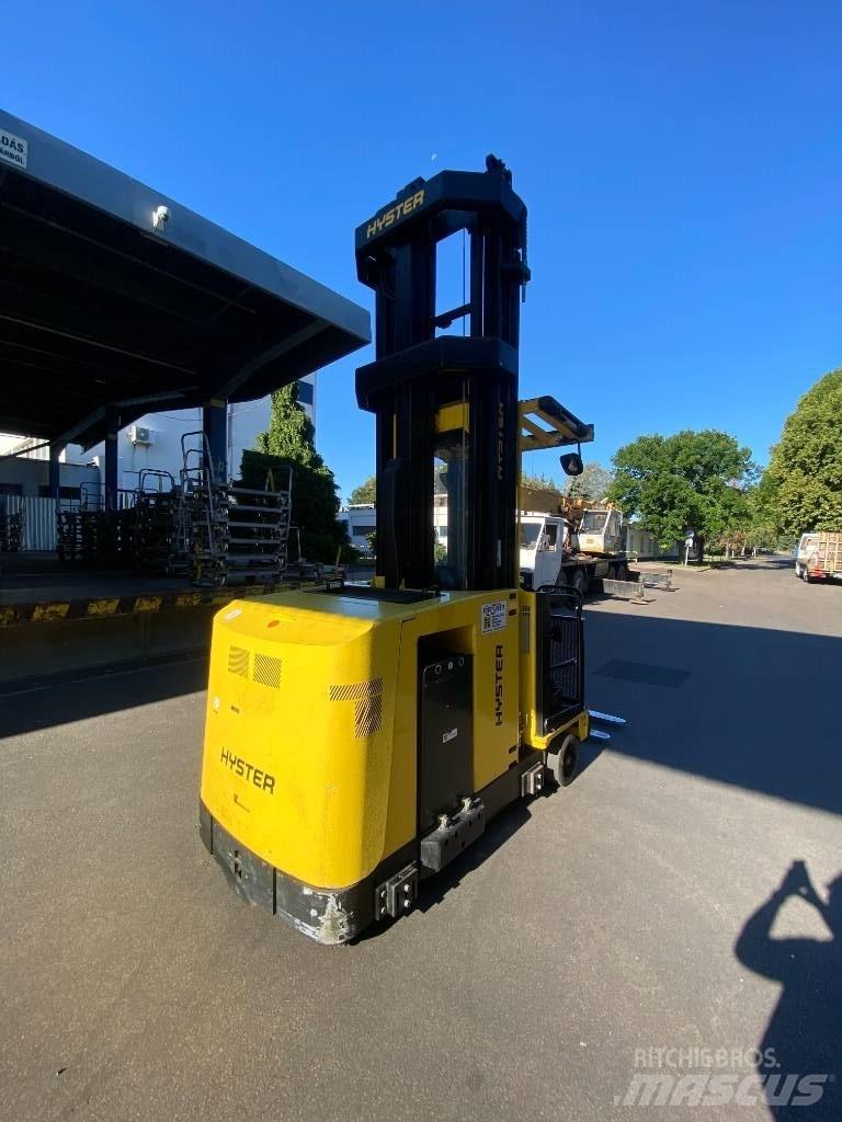 Hyster C1.0 Вантажник для вузьких проходів