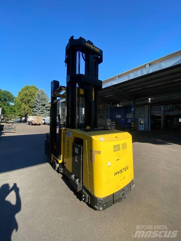 Hyster C1.0 Вантажник для вузьких проходів