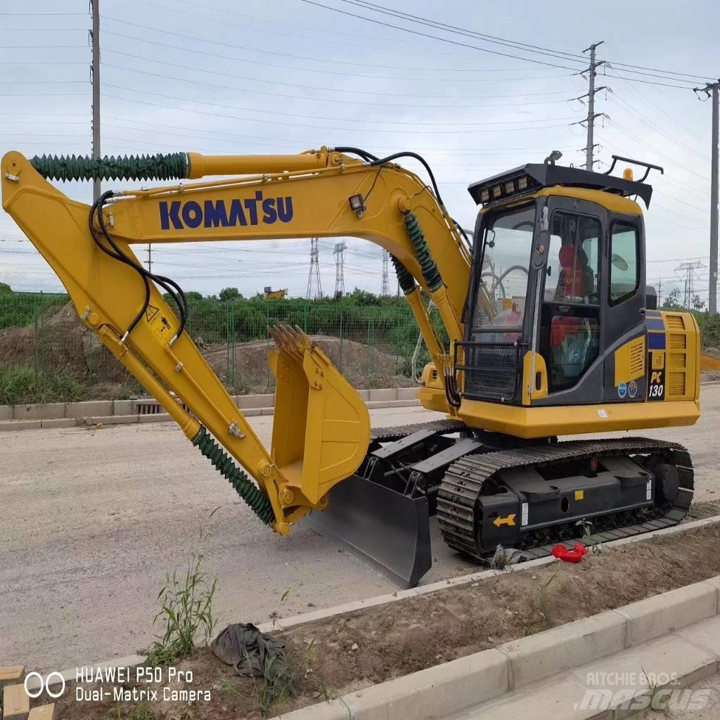 Komatsu PC130 Гусеничні екскаватори