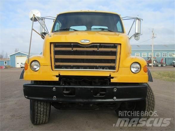 Sterling L7500 Шасі з кабіною