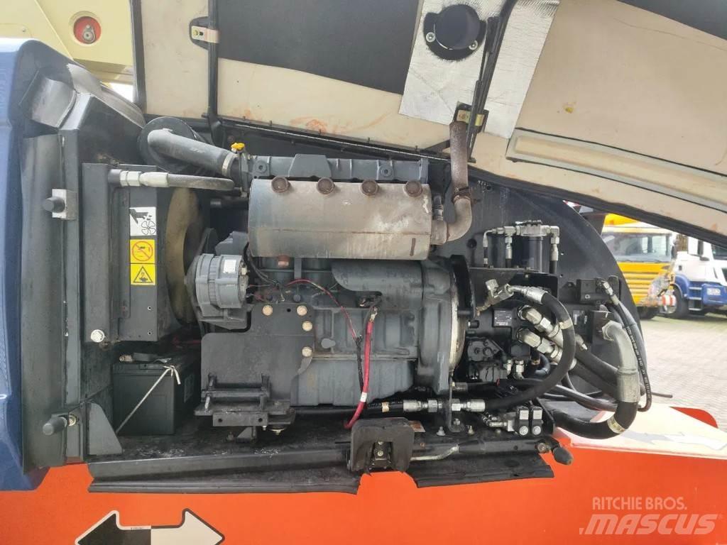 JLG 860 SJ Телескопічні підйомники