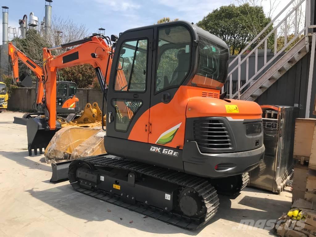 Doosan DX 60 Гусеничні екскаватори