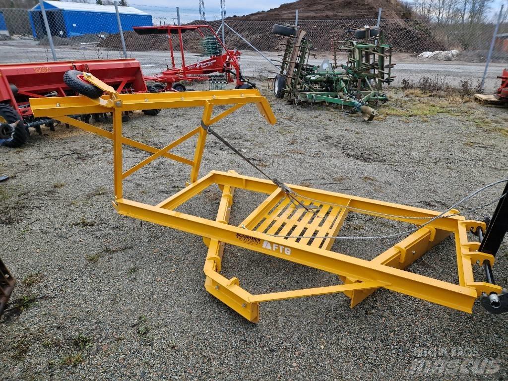 FTG Vägsladd Дорожні праски