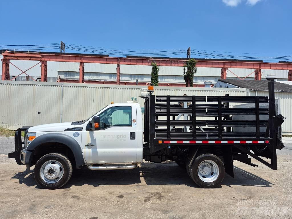 Ford F 550 Пікапи / Бічне розвантаження