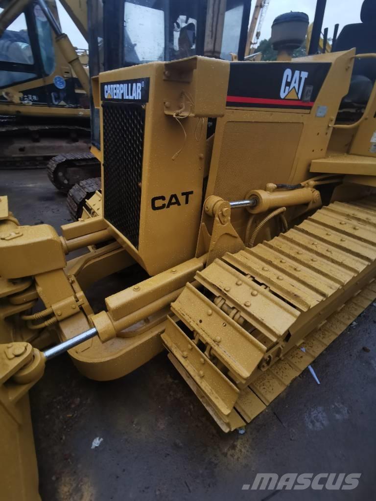 CAT D3C Гусеничні бульдозери