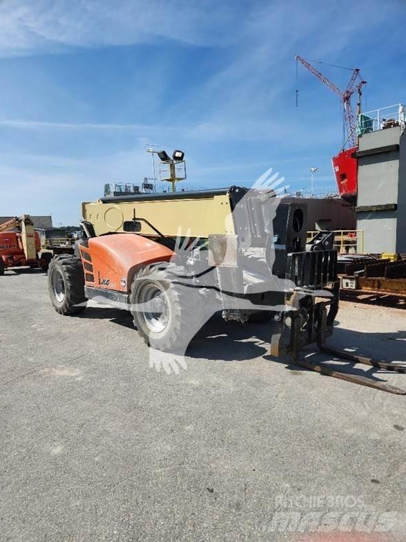 JLG 1255 Телескопічні навантажувачі
