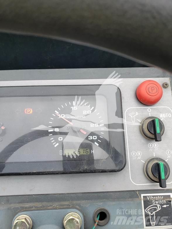 Sakai SW300 Грунтові котки