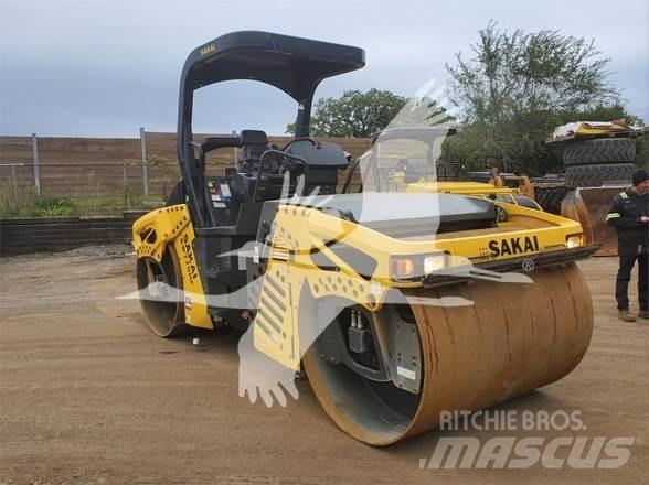Sakai SW770HF Грунтові котки