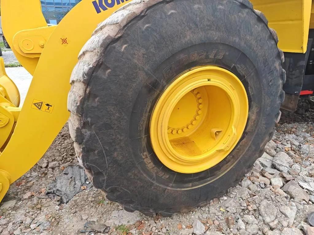 Komatsu WA 470-6 Фронтальні навантажувачі