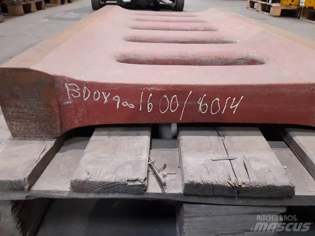 Pegson 1300x900 Роздрібнювачі