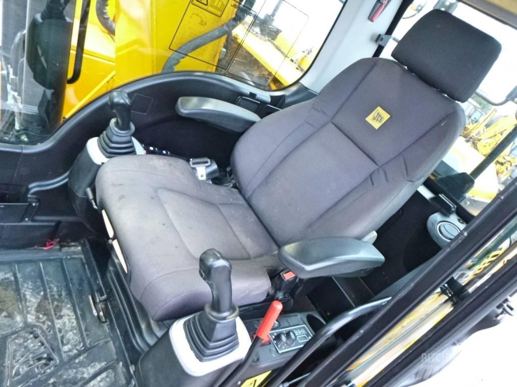 JCB JS 145 LC Гусеничні екскаватори