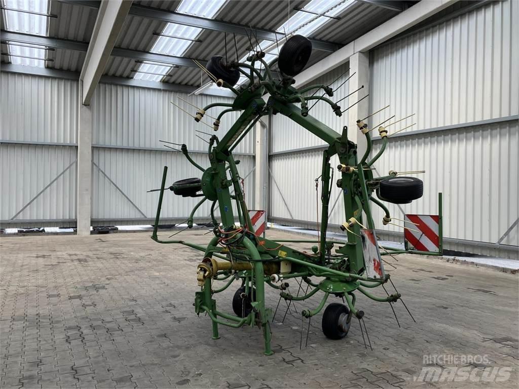 Krone KW 7.70/6x7 Граблі і сінозворушувачі
