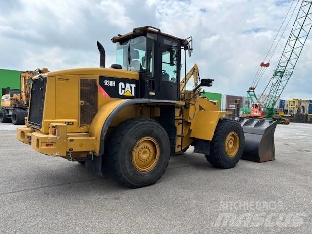CAT 938 H Фронтальні навантажувачі