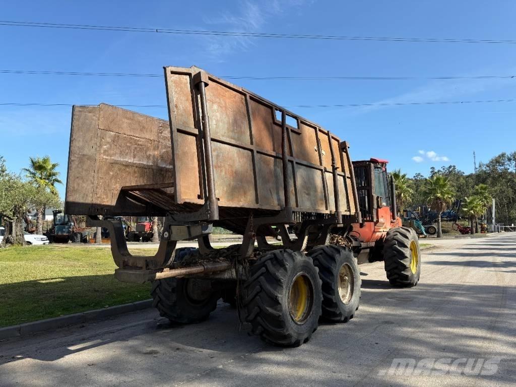 Komatsu 840.3 Форвардери