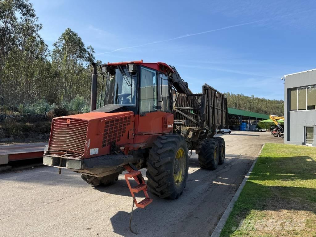 Komatsu 840.3 Форвардери
