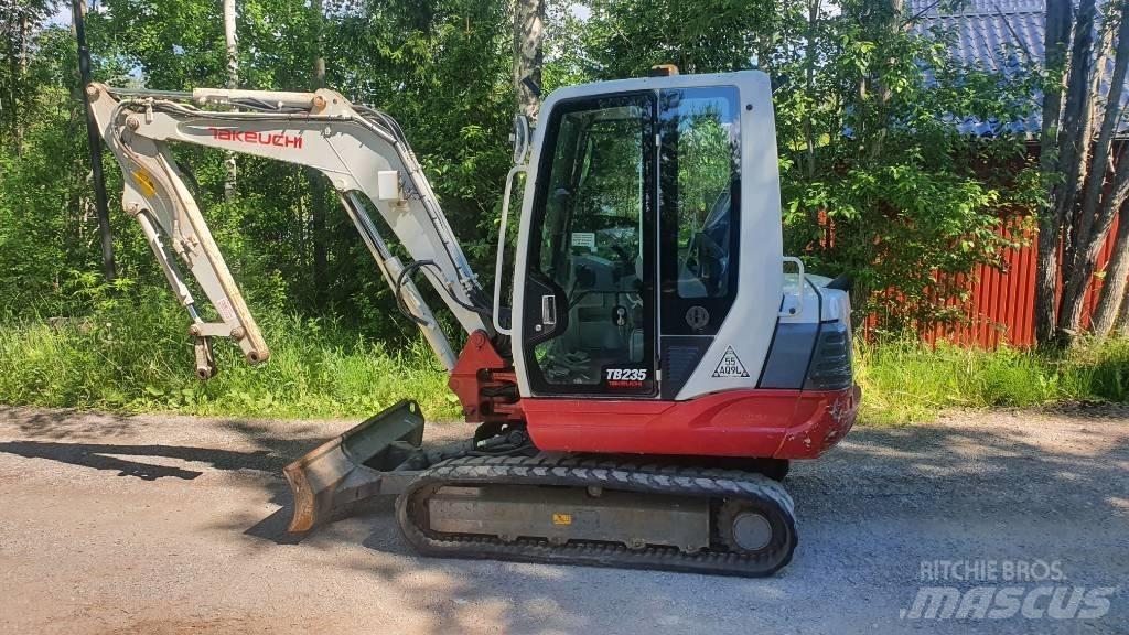 Takeuchi TB235 Міні-екскаватори < 7т