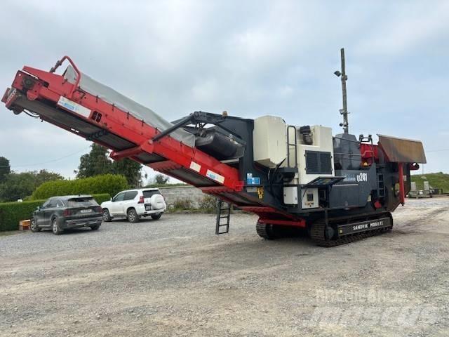 Sandvik QJ 241 Мобільні дробарки