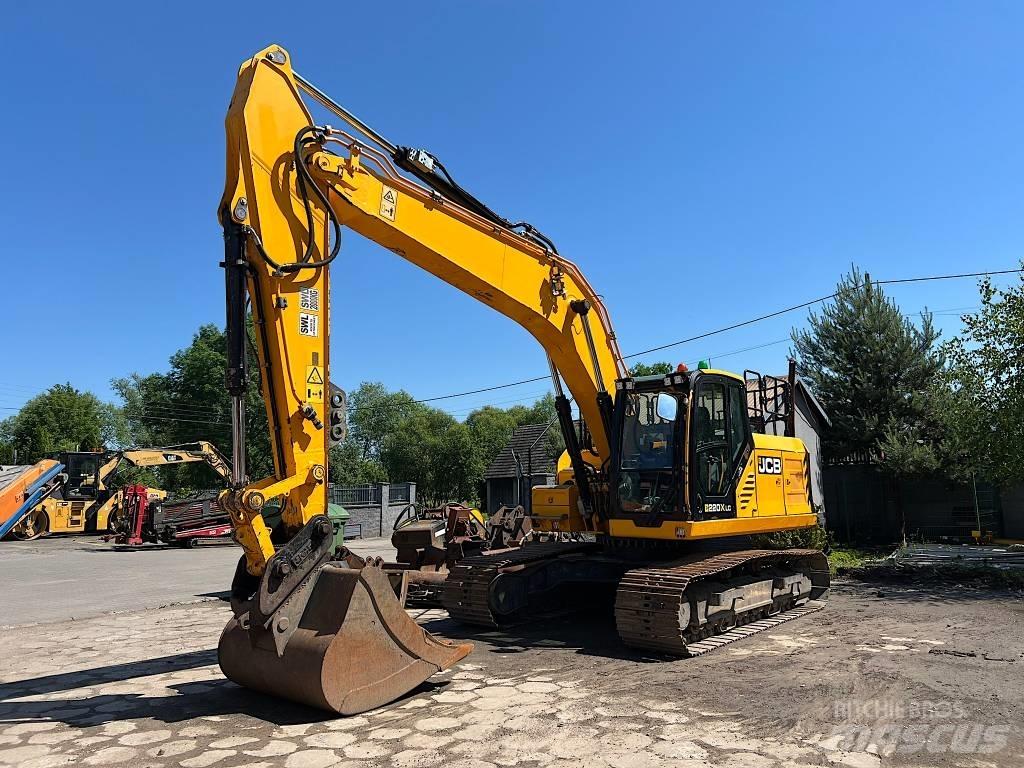 JCB 220X LC Гусеничні екскаватори