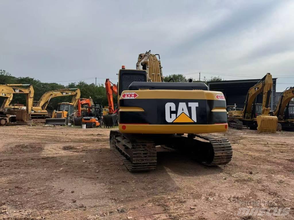 CAT 320 B L Гусеничні екскаватори