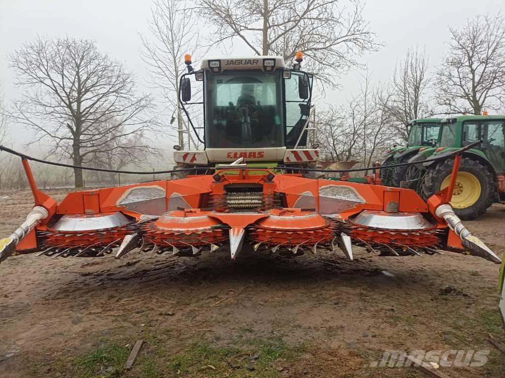 CLAAS Jaguar 900 Кормозбиральні комбайни