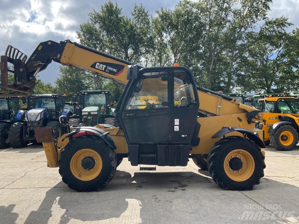 CAT TH 414 Телескопічні навантажувачі