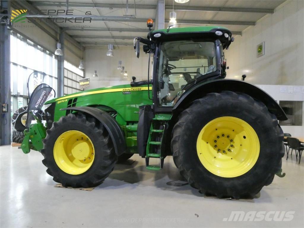 John Deere 8370R Трактори