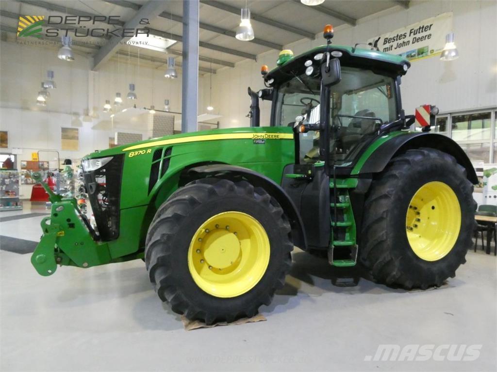 John Deere 8370R Трактори