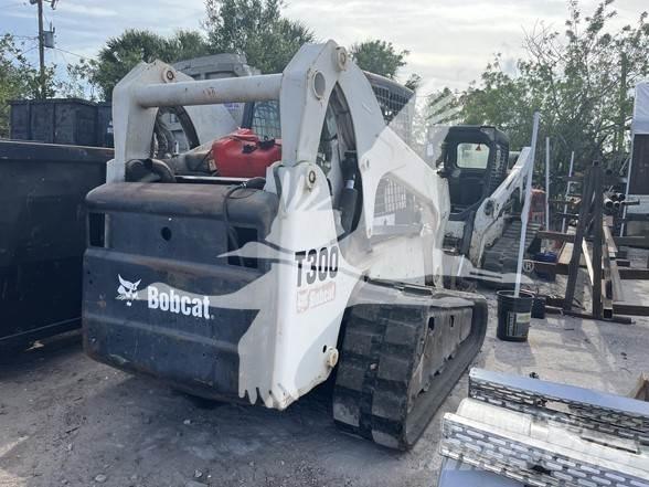 Bobcat T300 Міні-навантажувачі