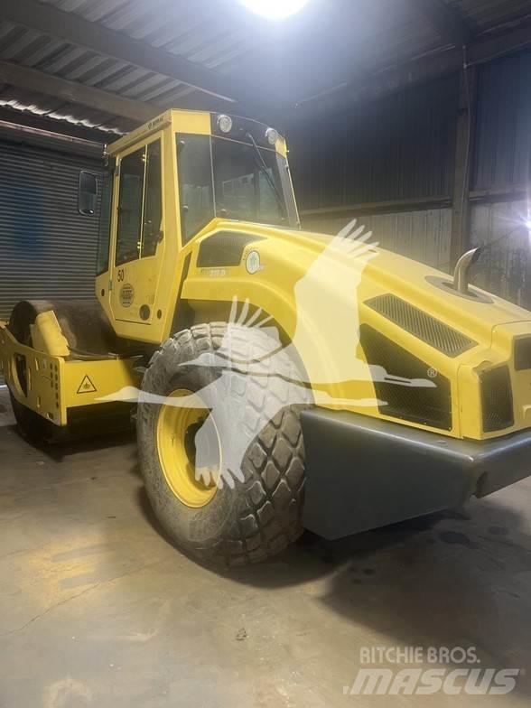 Bomag BW213D-4 Грунтові котки