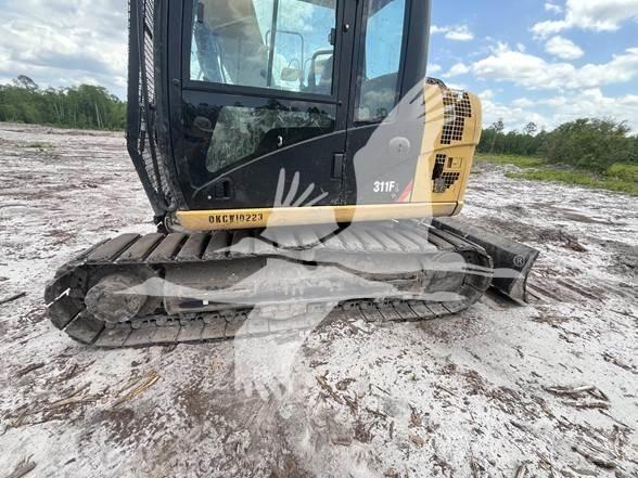 CAT 311FL Гусеничні екскаватори