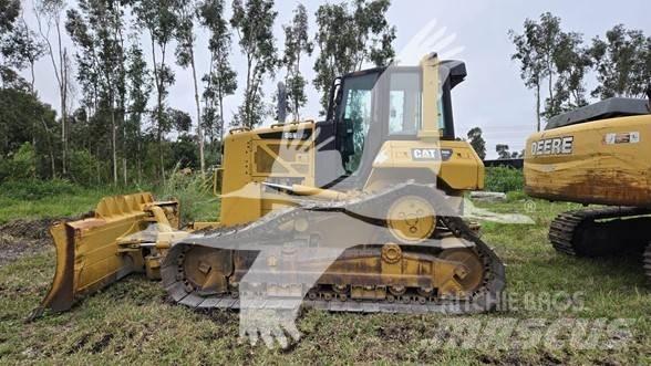 CAT D6N LGP Гусеничні бульдозери