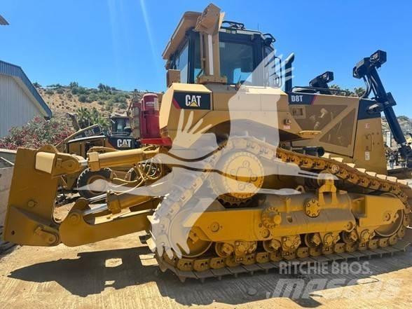 CAT D8T Гусеничні бульдозери