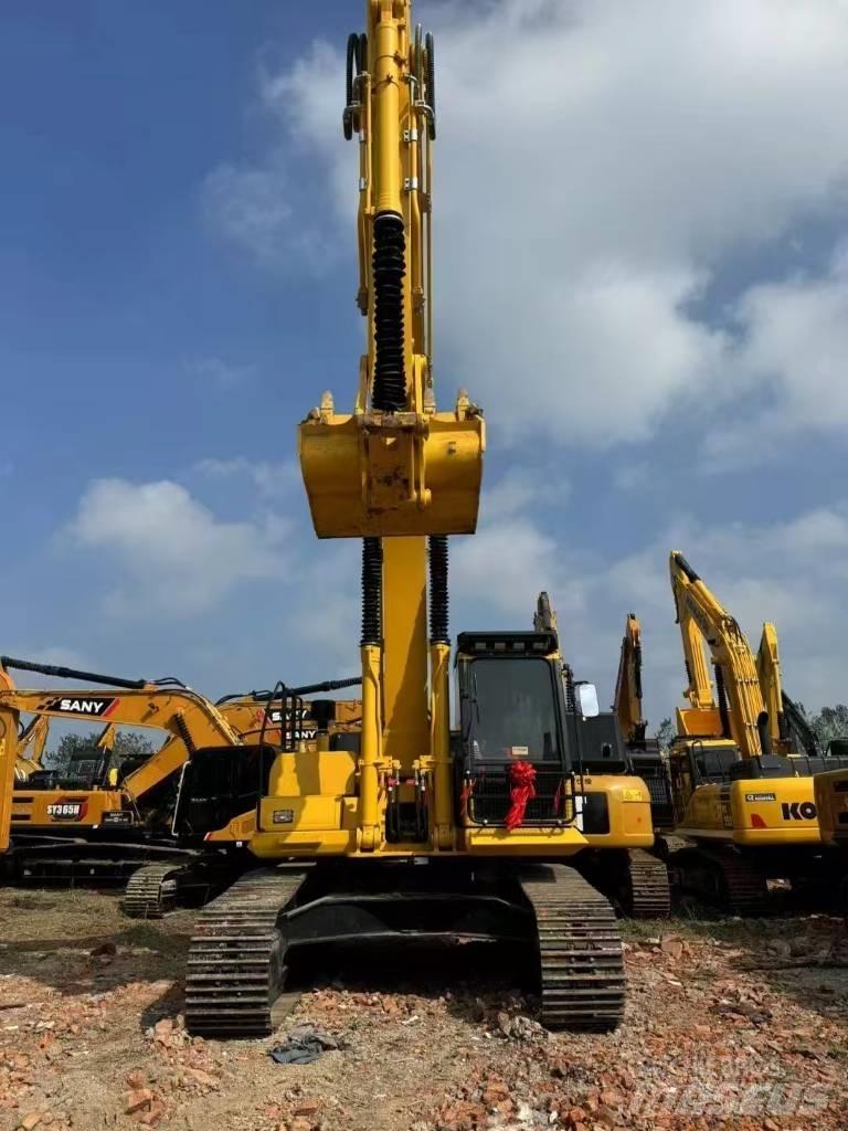 Komatsu 360-7 Гусеничні екскаватори
